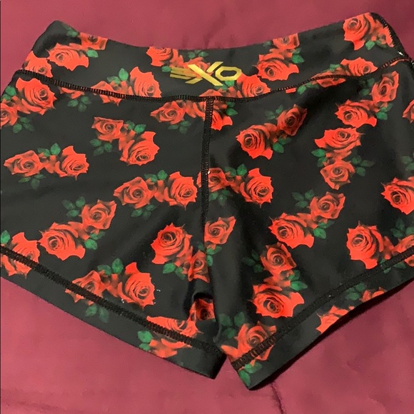 Booty shorts - Picture 3 of 3